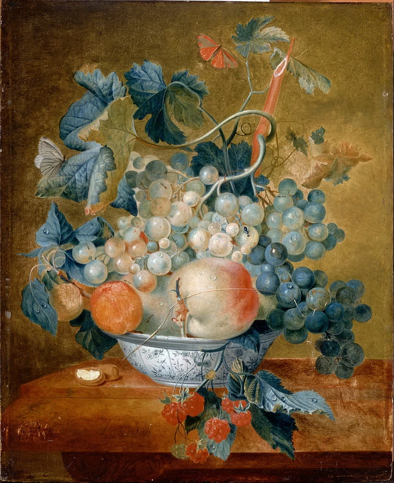 Una ciotola di Delft con frutta
